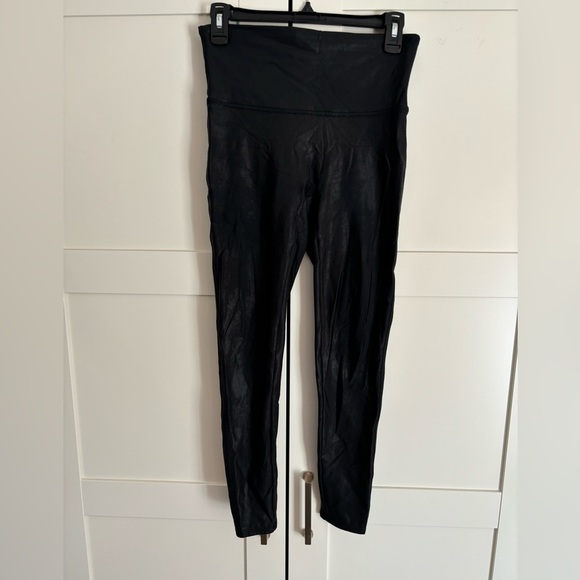 Spanx Faux Leather Leggings size large - Picture 3 of 5